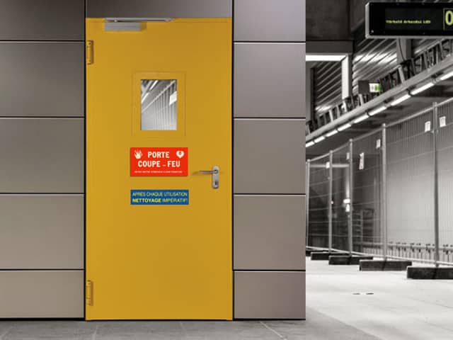 Etiquette signalétique-porte coupe feu-sécurité